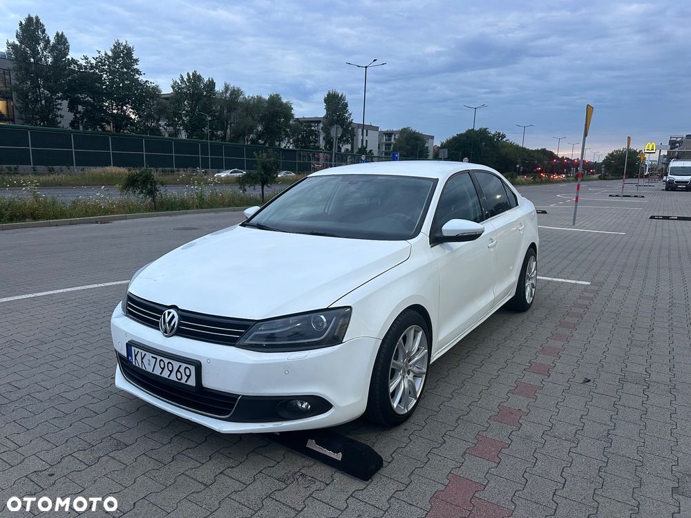 Volkswagen Jetta 2.0 TDI Comfortline - 1