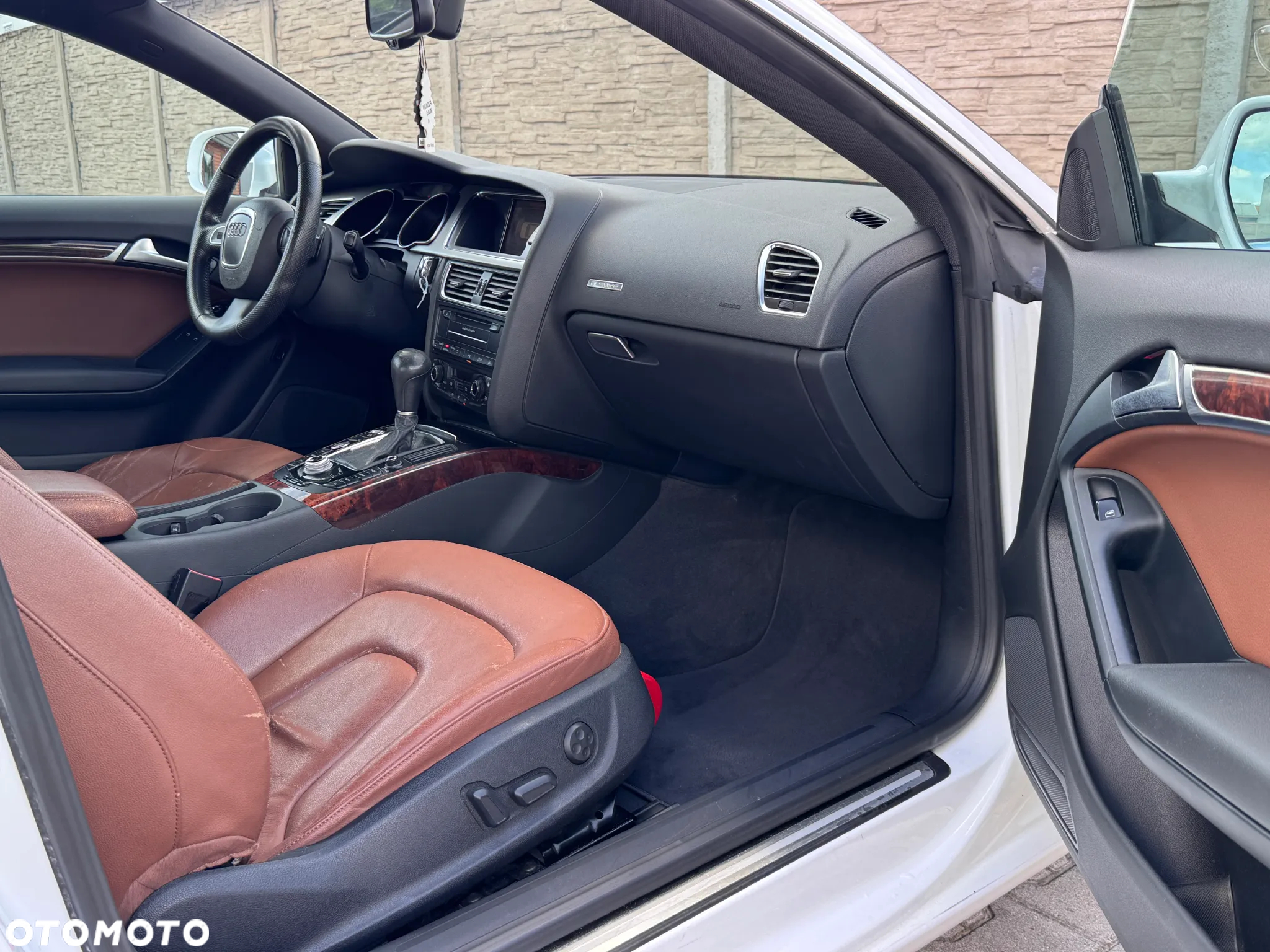 Audi A5 3.2 FSI Quattro S tronic - 28