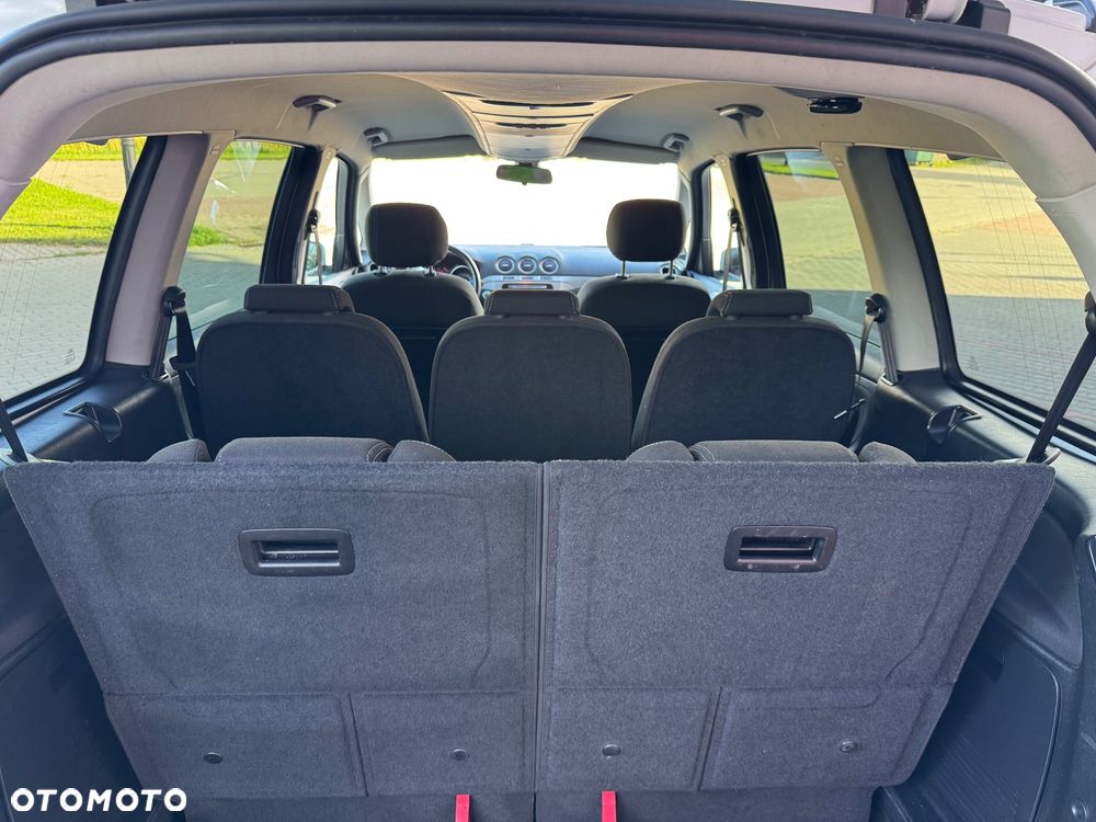 Ford Galaxy - 7