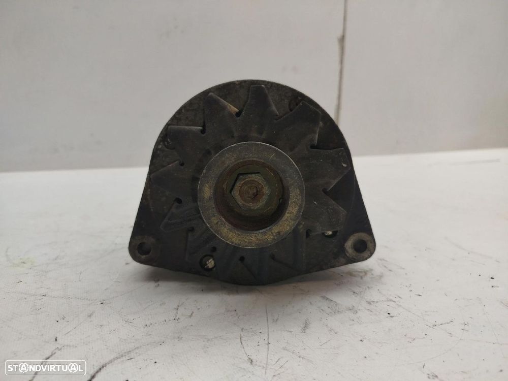 Alternador MERCEDES-BENZ 190 (W201) - 2