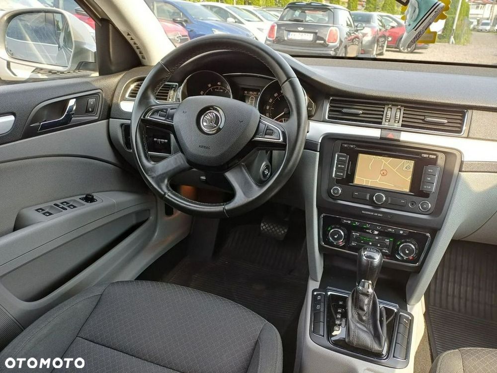 Skoda Superb 2.0 TSI DSG Elegance - 24