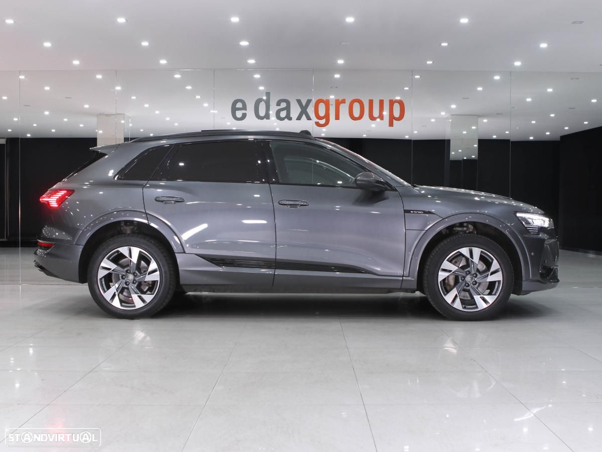 Audi e-tron 50 quattro S line - 2