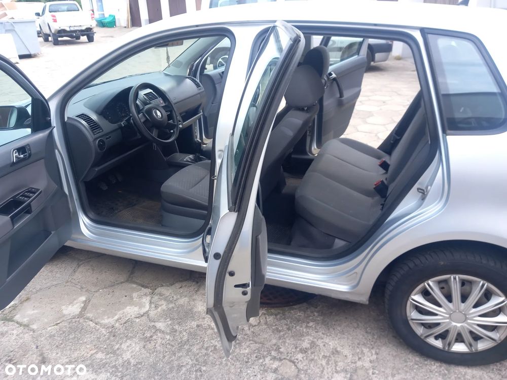 Volkswagen Polo 1.2 Comfortline - 27