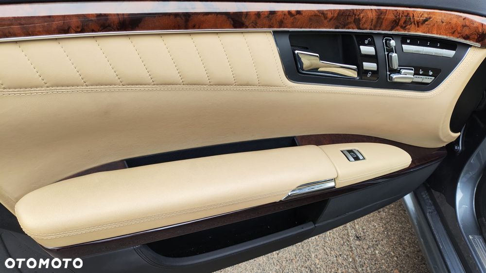 FOTELE KANAPA PODŁOKIETNIK BOCZKI TAPICERKA SKÓRA BEŻOWA DESIGNO FULL OPCJA GRZANA WENTYLOWANA MASAŻE MONITORY MERCEDES S-KLASA W221 LONG - 18