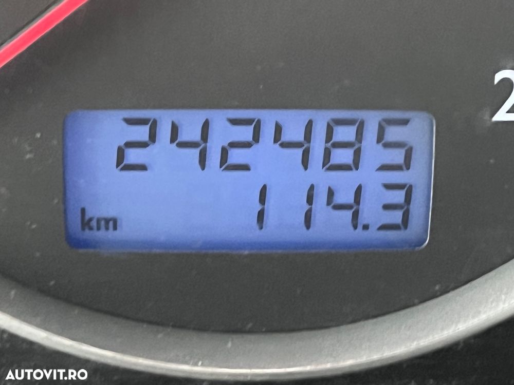 Volkswagen Sharan 1.9 TDI - 10