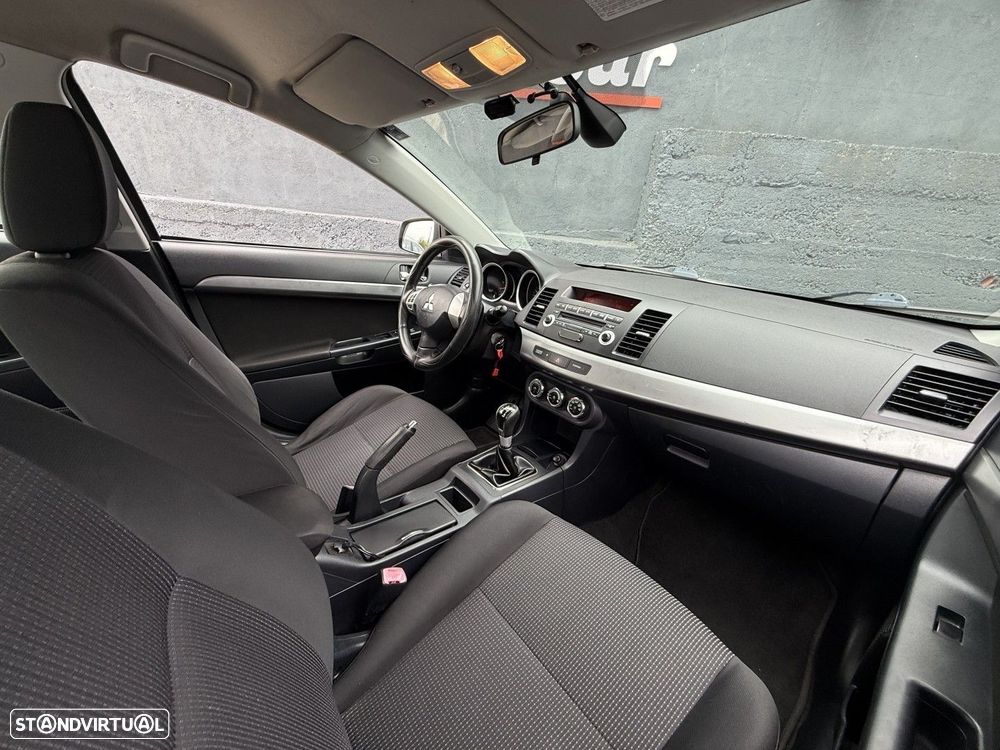 Mitsubishi Lancer 1.6 Invite ClearTec - 8