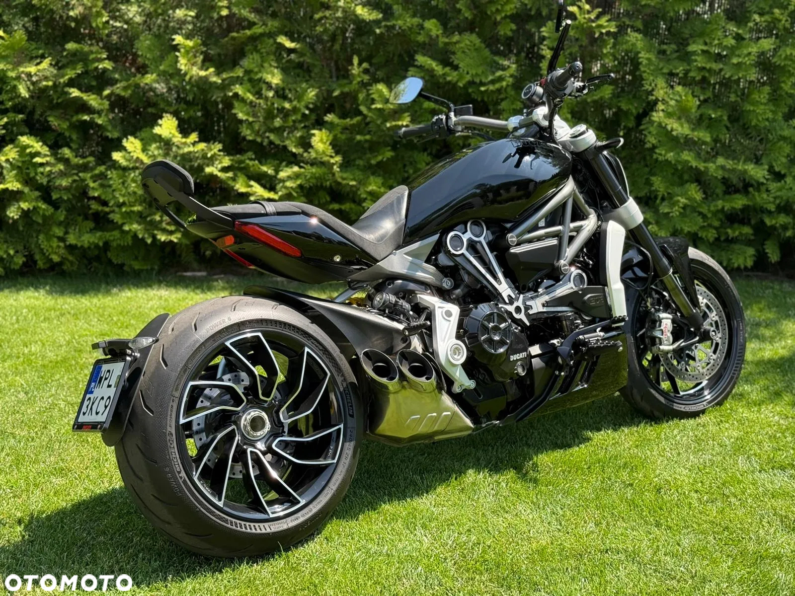 Ducati Diavel - 2