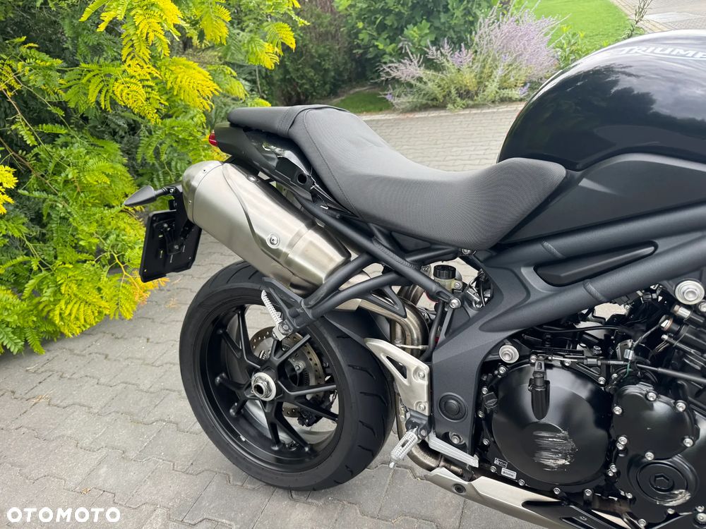 Triumph Speed Triple - 12