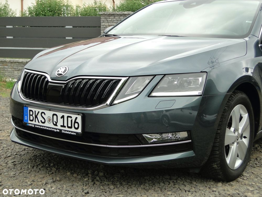 Skoda Octavia 1.5 TSI ACT Style DSG - 10