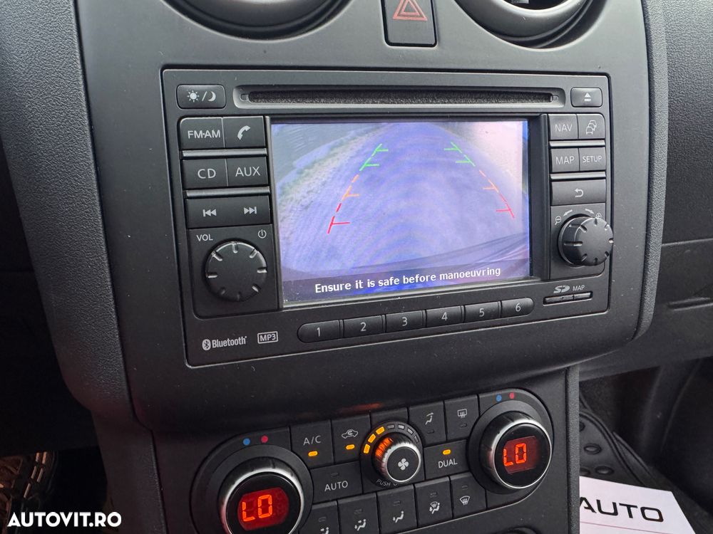 Nissan Qashqai+2 - 25