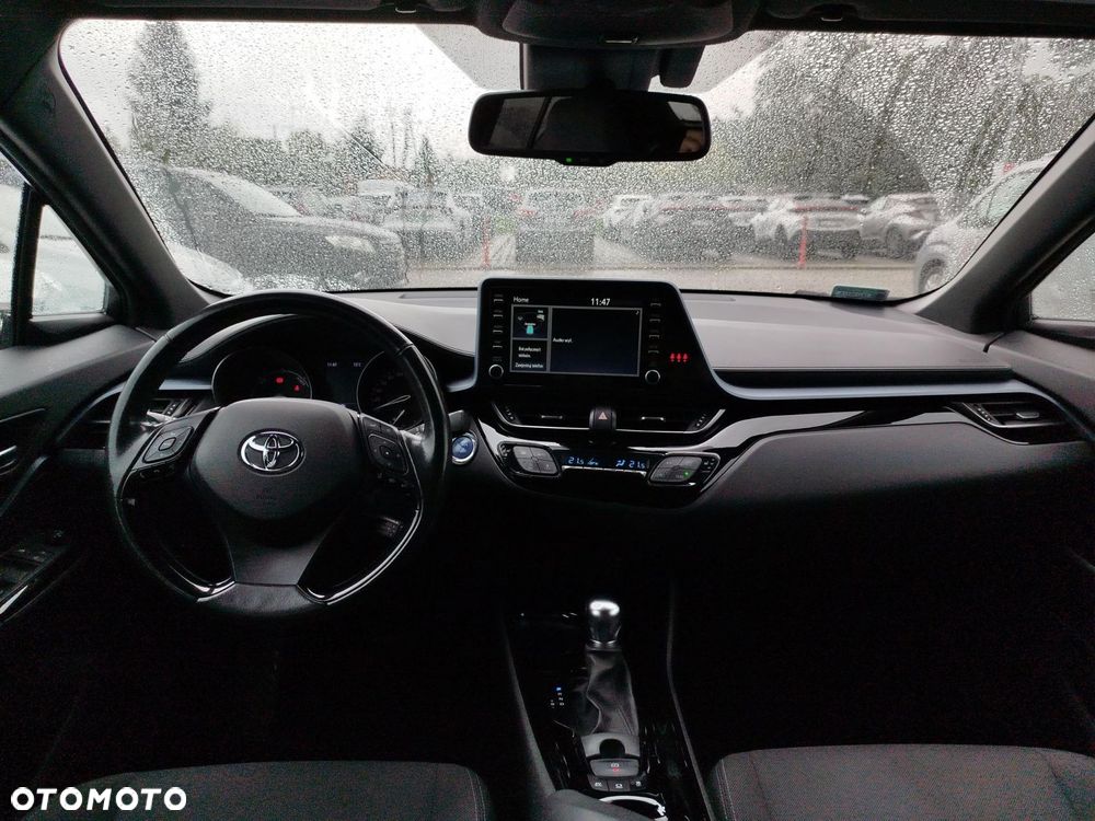 Toyota C-HR - 12