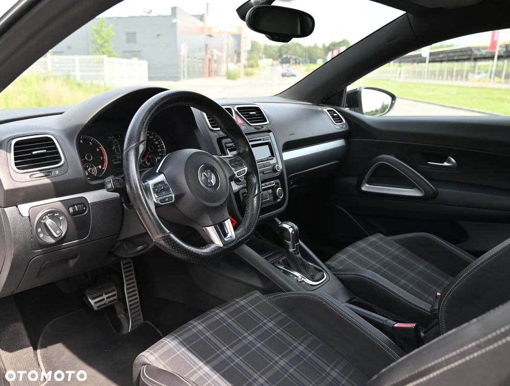 Volkswagen Scirocco - 22