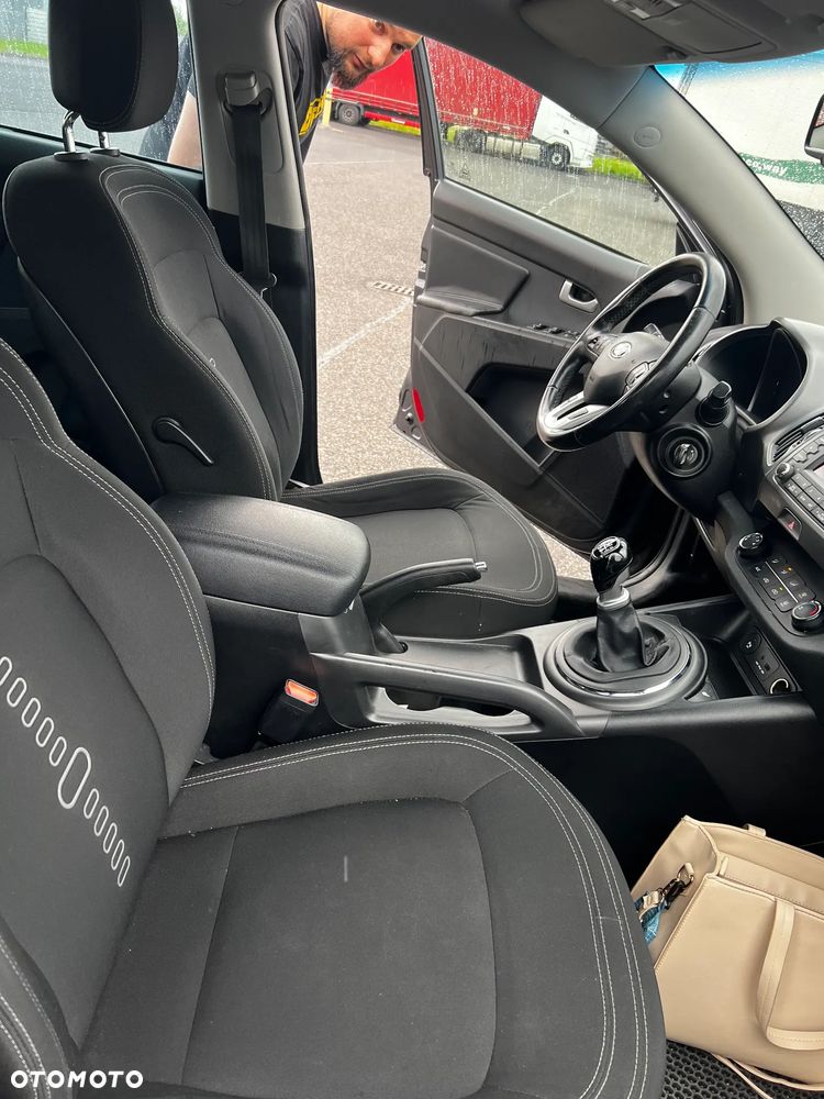 Kia Sportage 1.7 CRDI L 2WD - 10