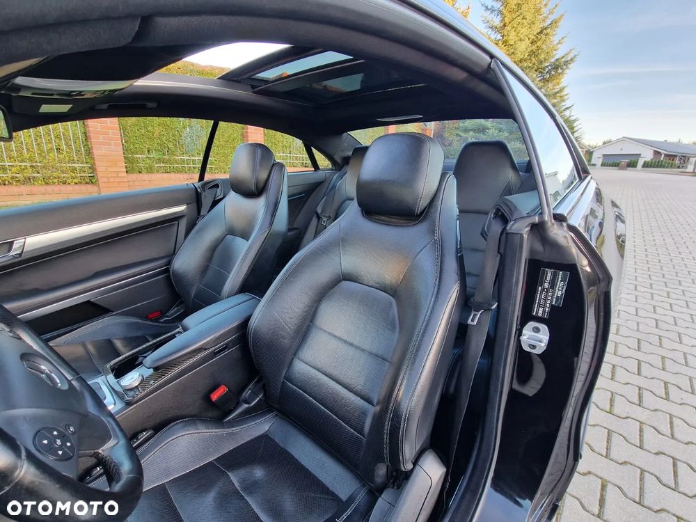 Mercedes-Benz Klasa E 350 CDI DPF Coupe BlueEFFICIENCY 7G-TRONIC Avantgarde - 16