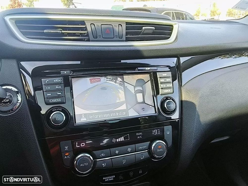 Nissan Qashqai 1.5 dCi N-Connecta RS+PS - 20