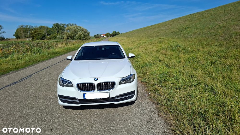 BMW Seria 5 518d - 1
