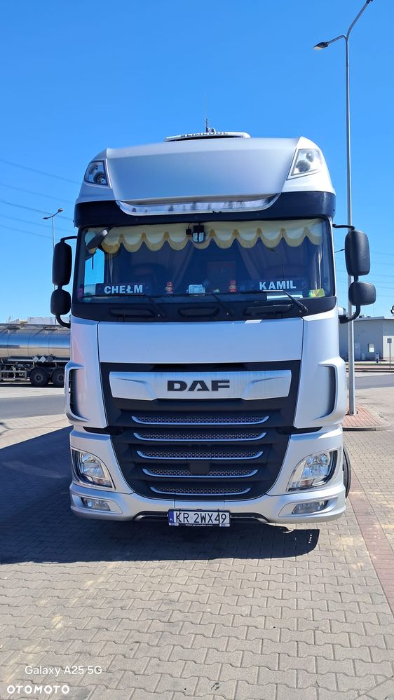 DAF XF - 8