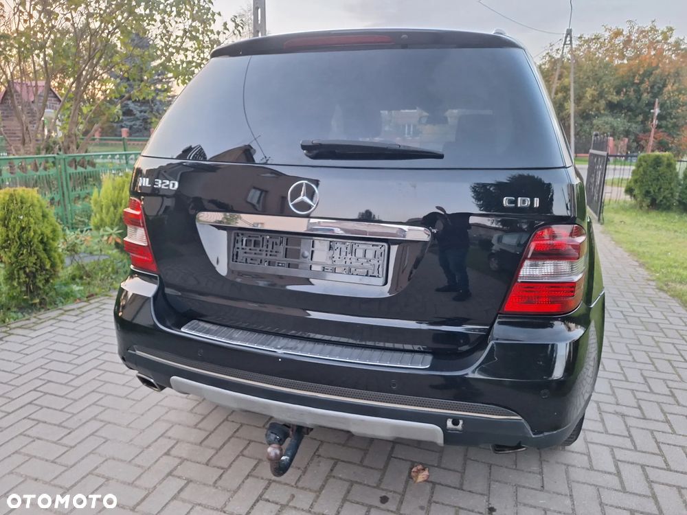 Mercedes-Benz ML 320 CDI 4-Matic - 29