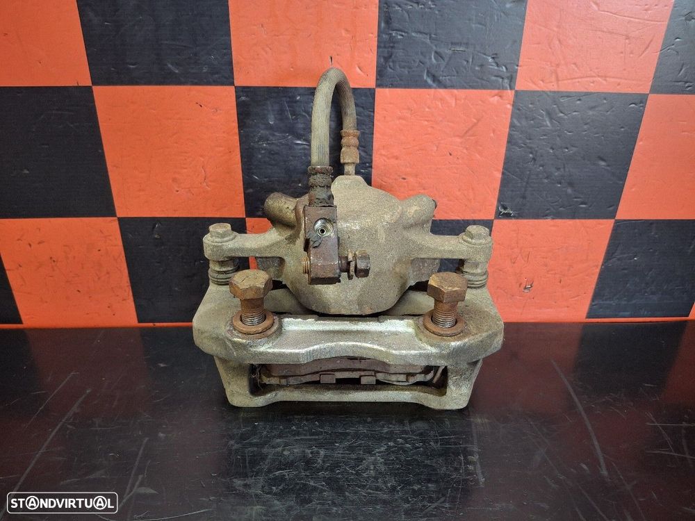 Pinça Travão Trás Esquerda Fuso (Mitsubishi) Canter - 2