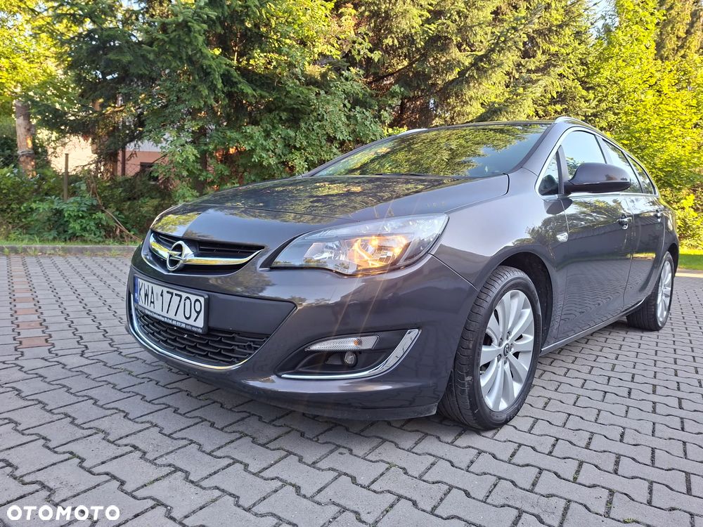 Opel Astra 1.4 T Cosmo - 2