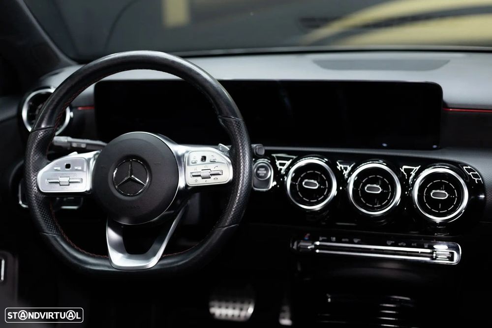 Mercedes-Benz A 250 e 8G-DCT AMG Line - 27