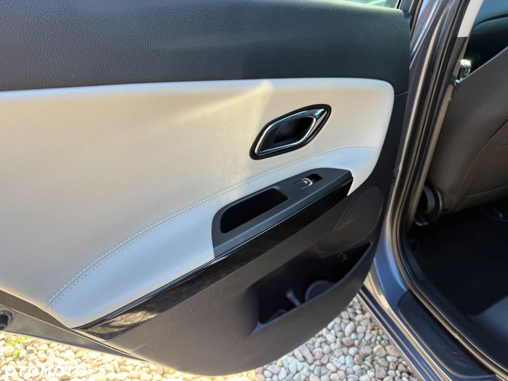 Kia Ceed 1.6 CRDi 136 ISG Platinum Edition - 23