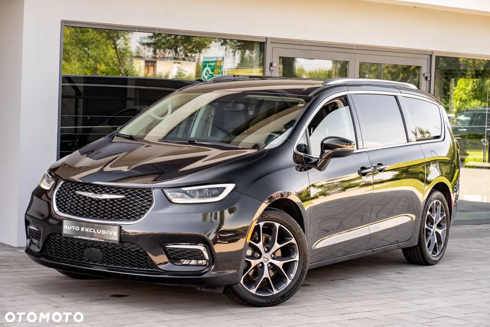 Chrysler Pacifica - 10