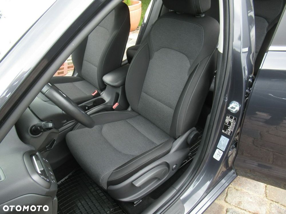 Hyundai i30 1.5 T-GDI 48V Smart - 6
