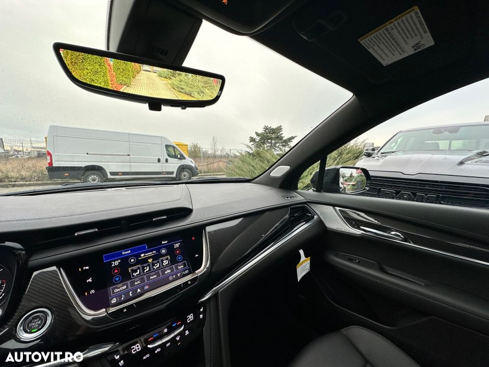 Cadillac XT6 - 9