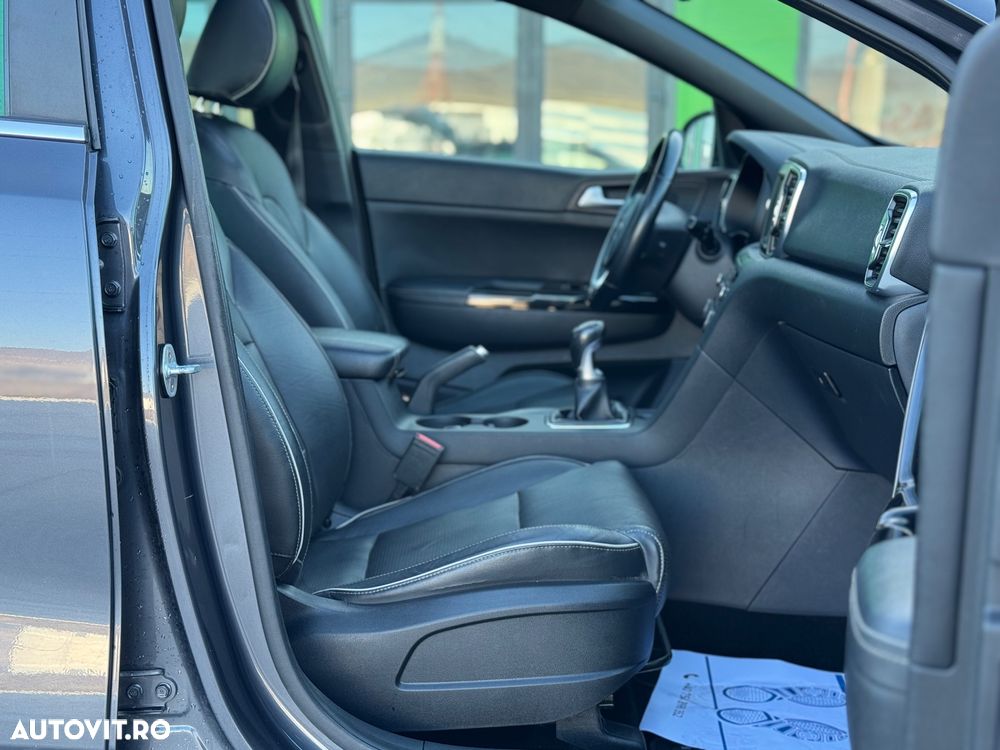 Kia Sportage 2.0 CRDI 2WD Spirit - 15