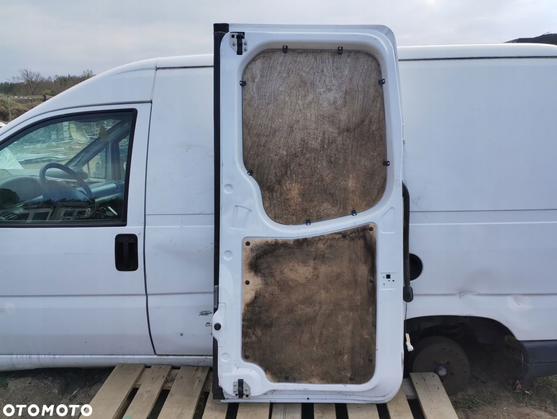 Mercedes Sprinter 906 Drzwi Tylne Tył Lewe Niskie - 6