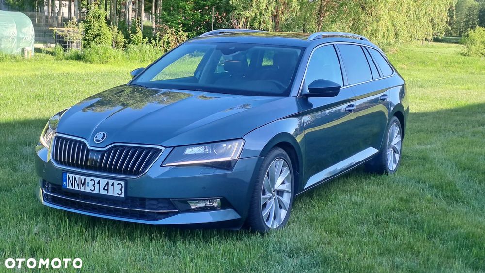 Skoda Superb 2.0 TDI 4x4 DSG Premium Edition - 2