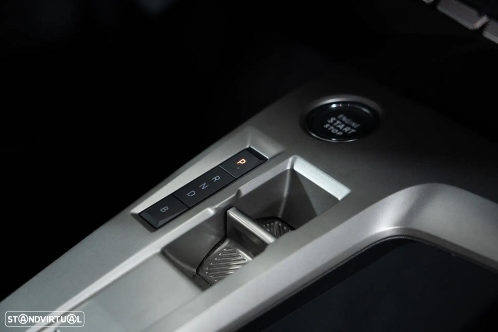 Peugeot 308 1.6 Hybrid Allure e-EAT8 - 26