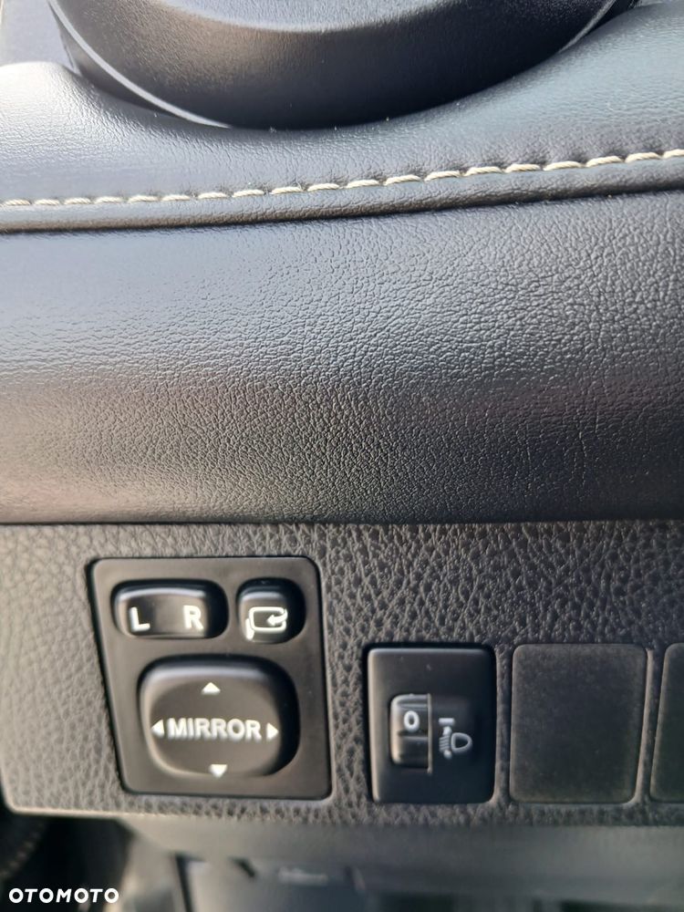 Toyota RAV4 2.0 D-4D Active 4x2 - 14