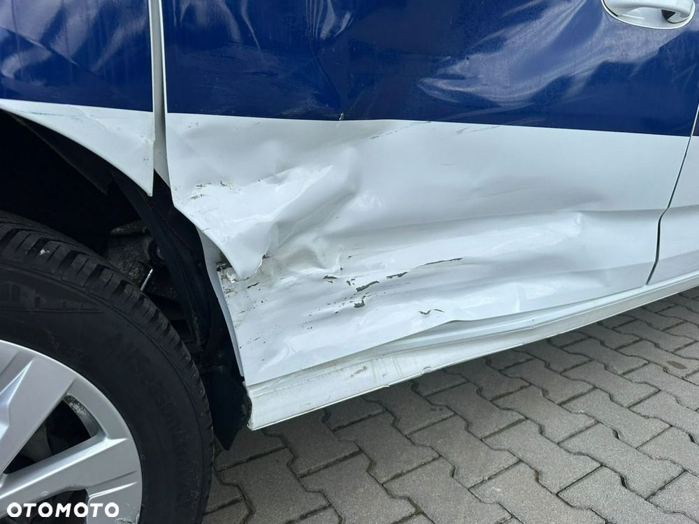 Ford Transit Connect - 11