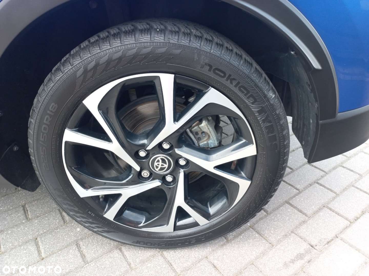 Toyota C-HR - 9