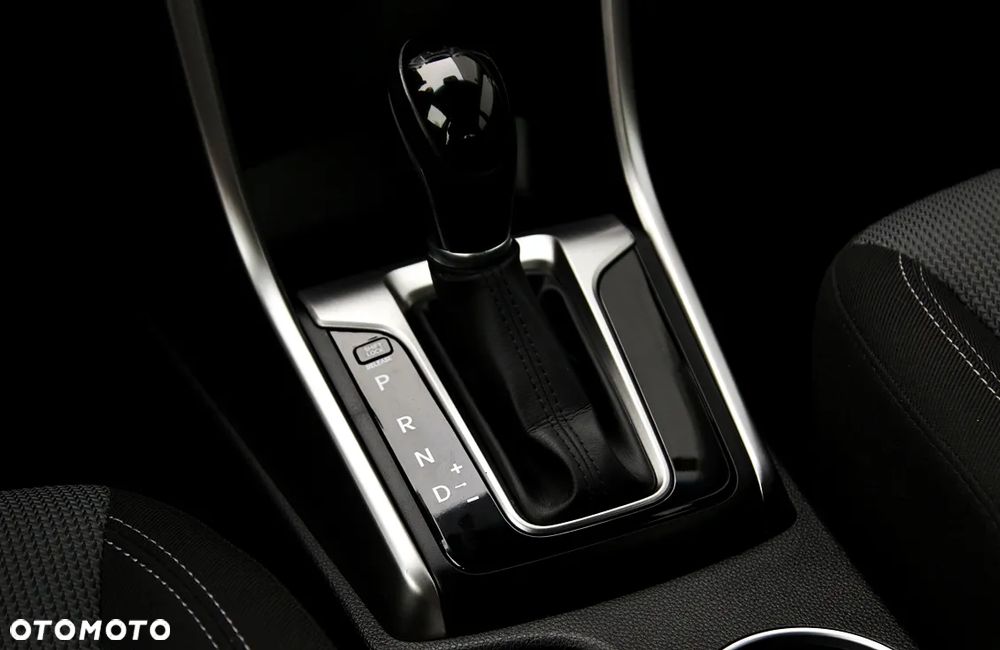 Hyundai i30 1.6 GDI Premium - 25