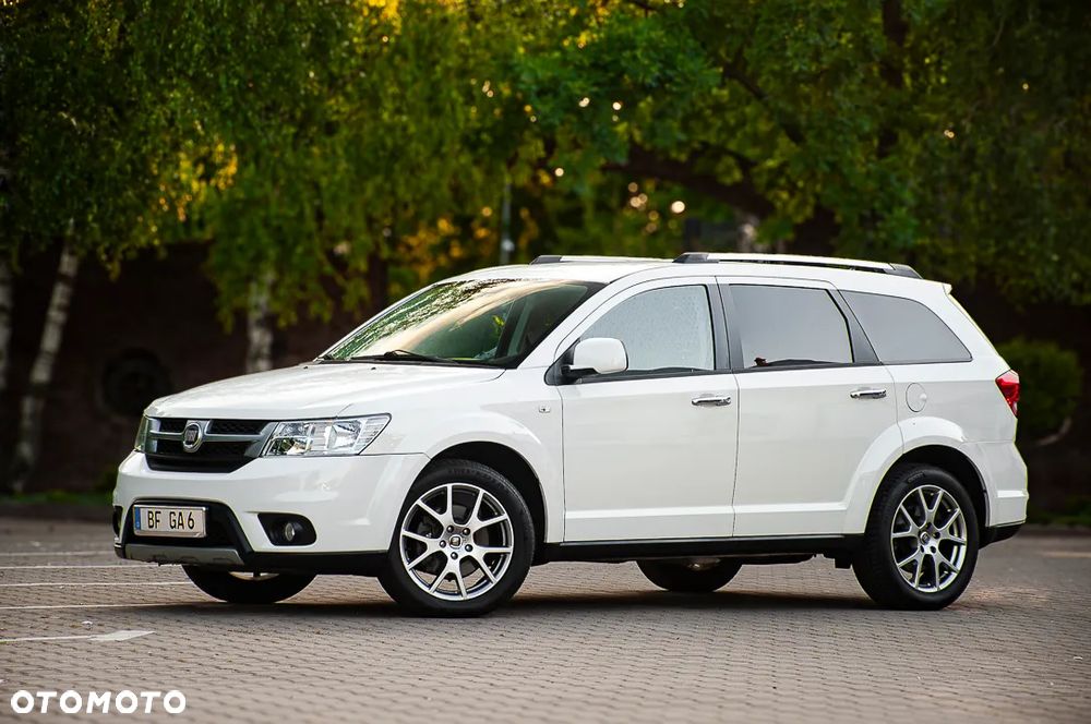 Fiat Freemont 2.0 Multijet 16V DPF Automatik Allrad Lounge - 17
