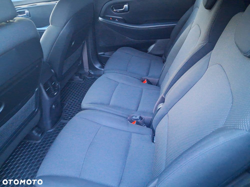 Kia Carens 1.6 GDI Business Line 7os EU6 - 25