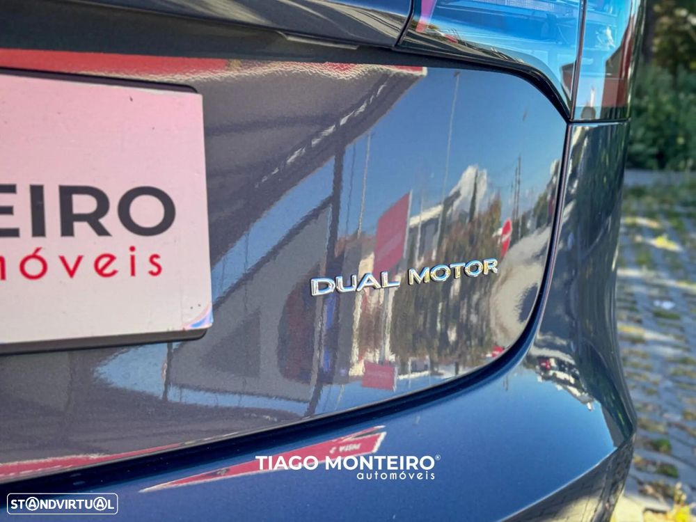Tesla Model 3 Long Range AWD Dual Motor - 26
