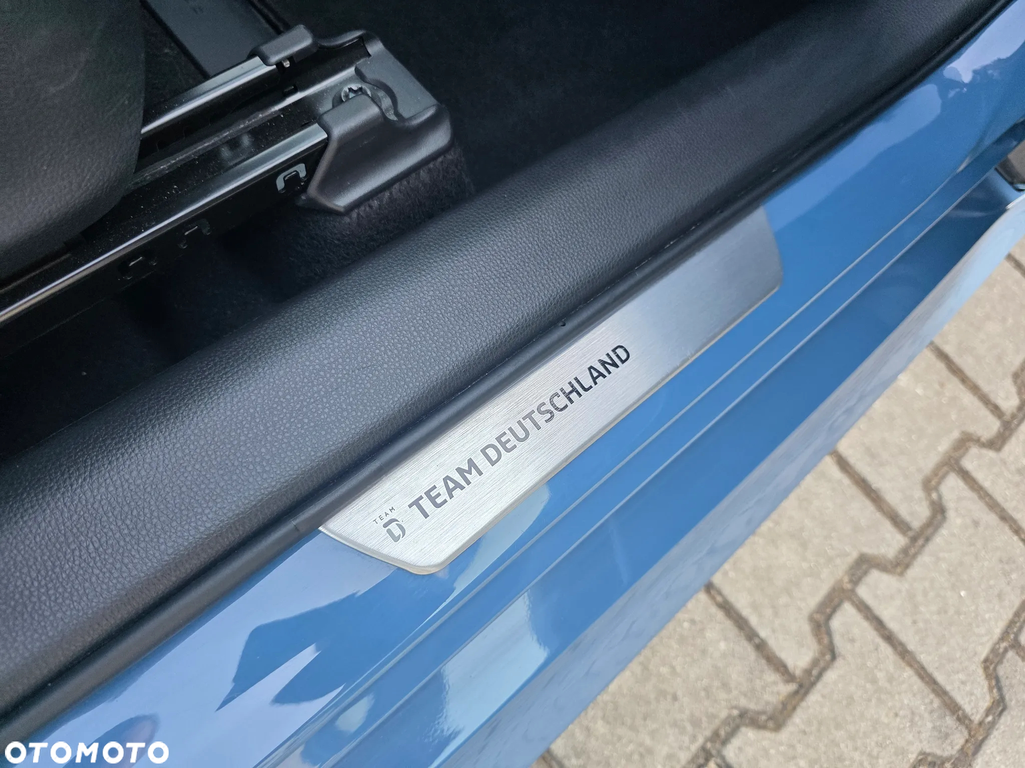 Toyota Yaris Hybrid 1.5 VVT-i Team Deutschland - 34