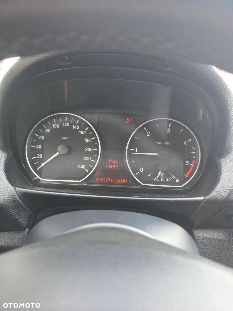 BMW Seria 1 116d - 19