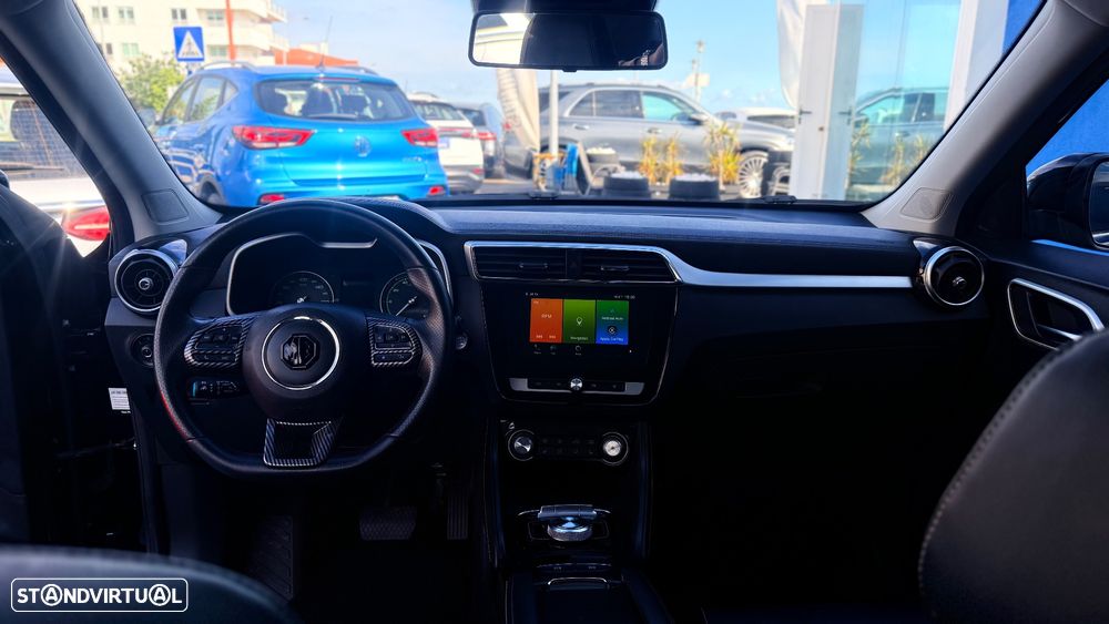 MG ZS Standard Luxury - 11