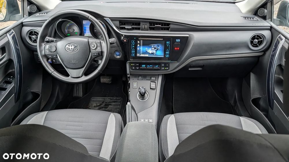 Toyota Auris 1.8 HSD Luna - 12