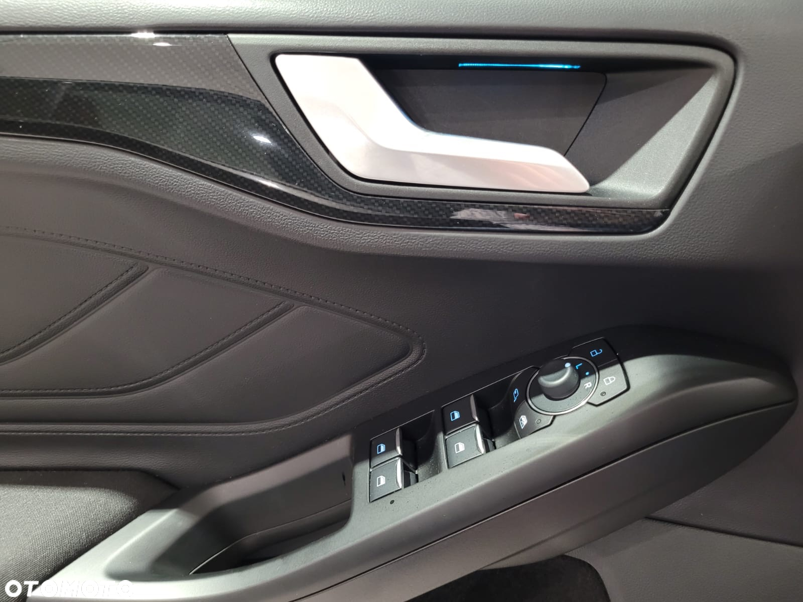 Ford Focus 1.0 EcoBoost mHEV ST-Line Style - 22