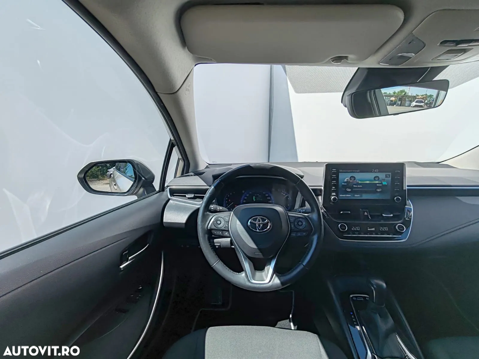 Toyota Corolla 1.8 HSD Dynamic - 9