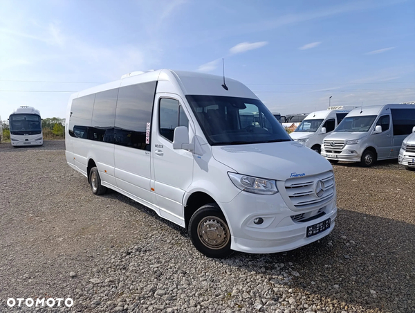 Mercedes-Benz Sprinter 517