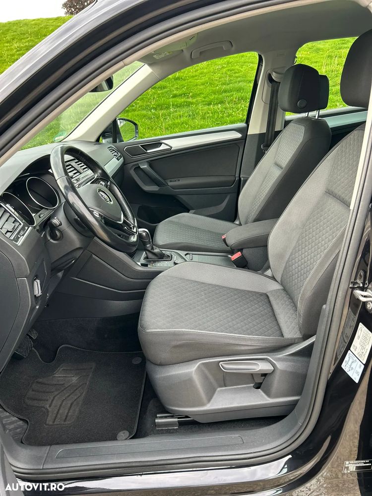 Volkswagen Tiguan 2.0 TDI SCR 4MOTION (BlueMotion Techn.) DSG Trendline - 17