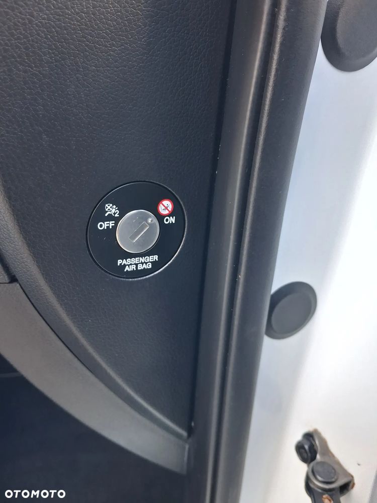 Kia Sportage 1.7 CRDI Business Line M 2WD - 16