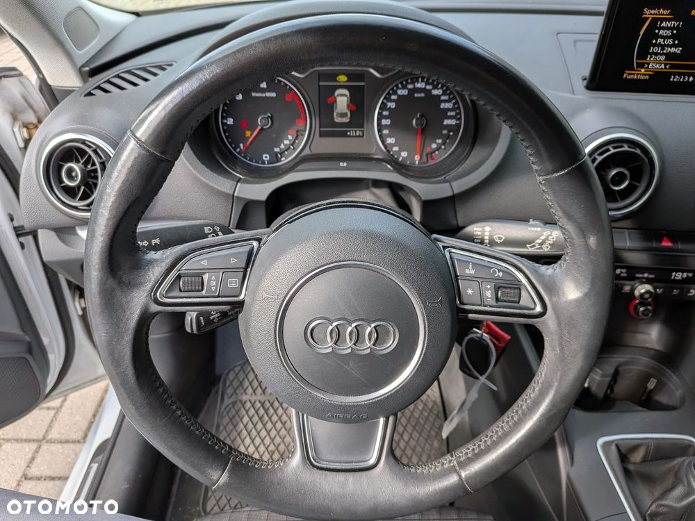 Audi A3 Sportback - 16